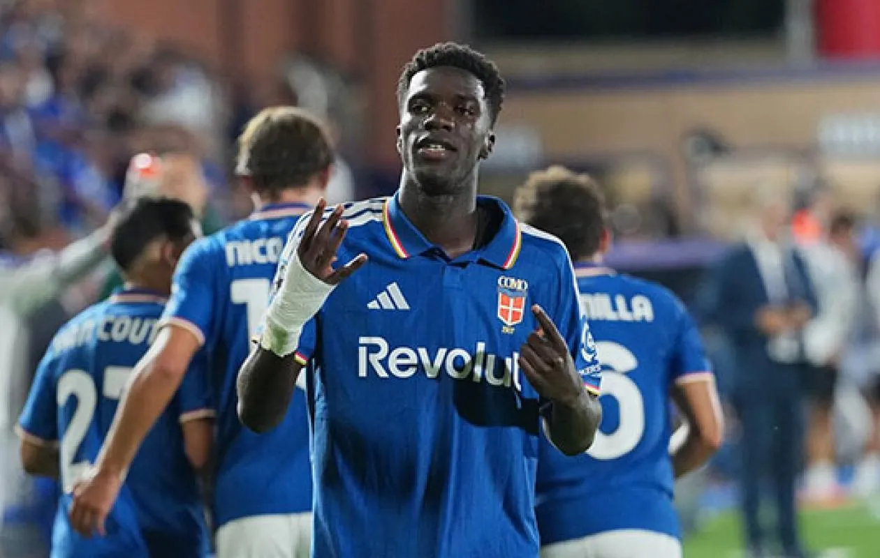 Assane Diao buteur pour Como, puis blessé face à Feyenoord