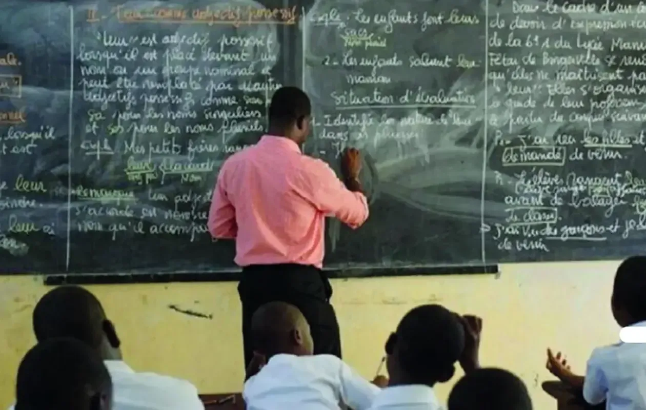 Déficit enseignants Louga : 300 postes manquent en 2026